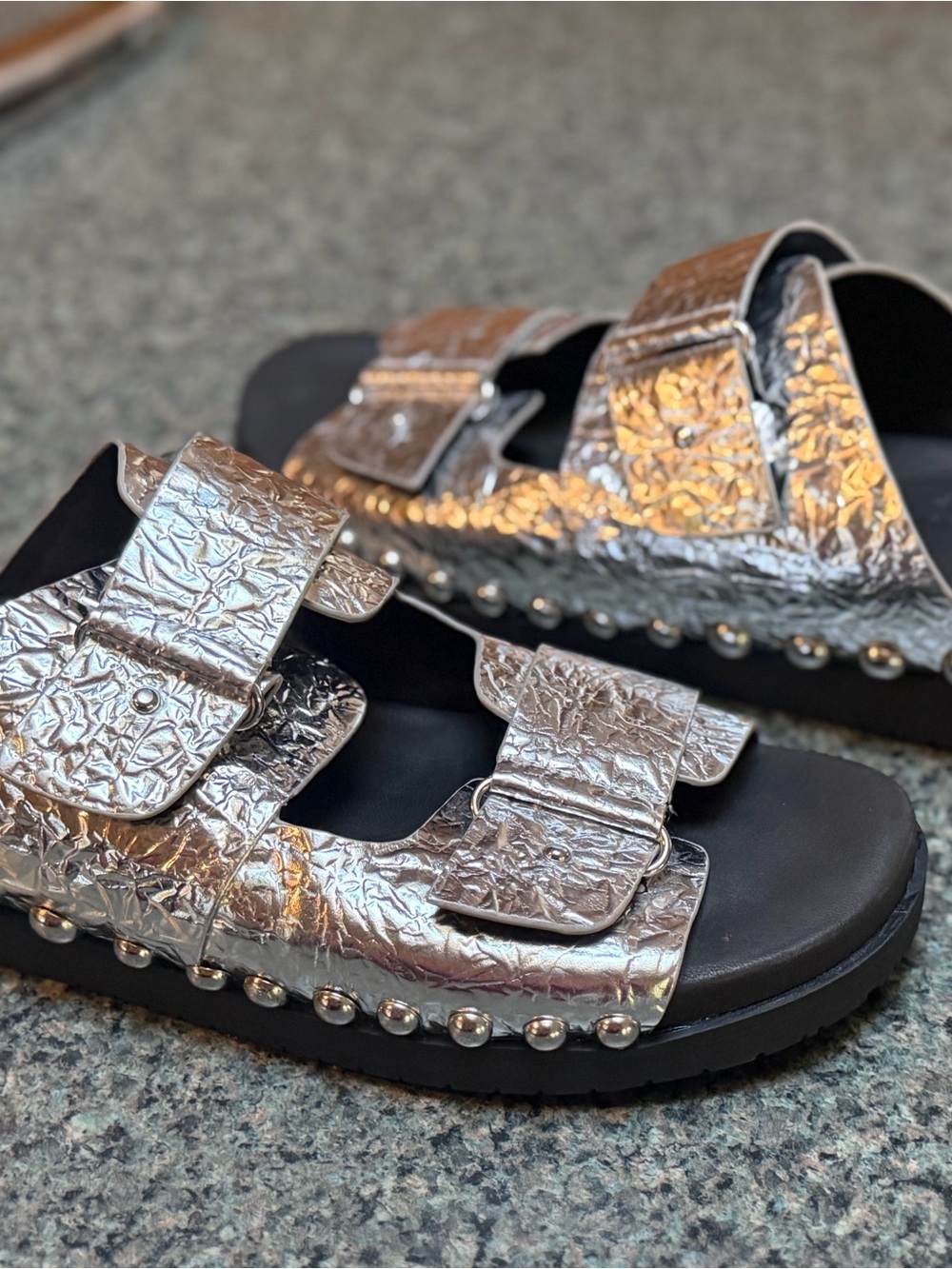 Gentle Souls Skip Rock Silver Crinkled Leather Double Strap Studded Sandals 9.5